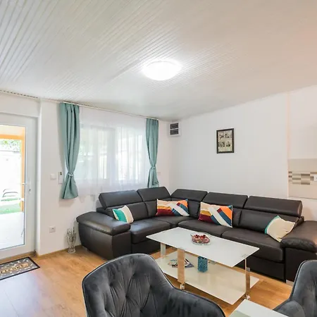 Menta Apartment